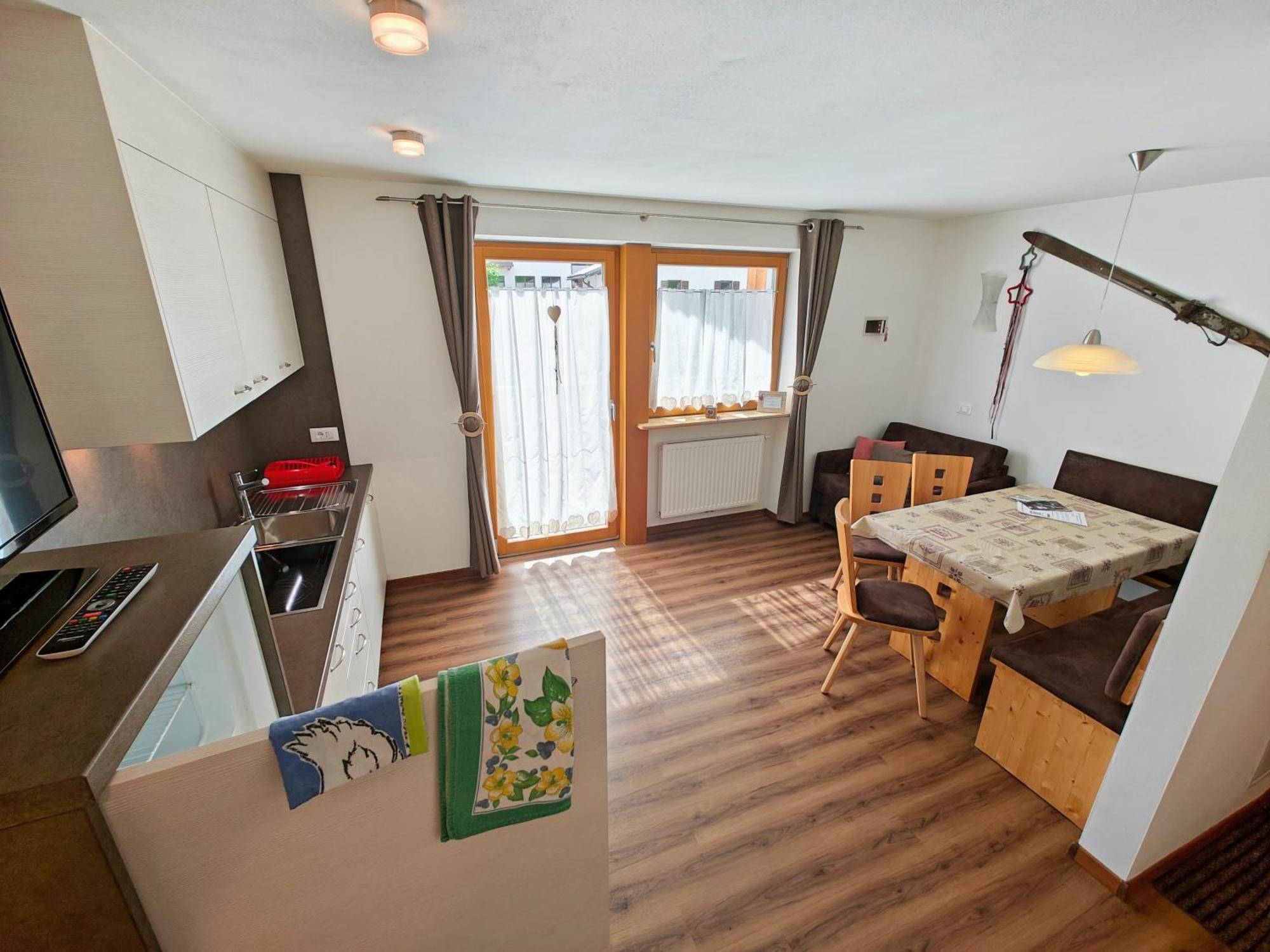 Apartments Brunella Ла Виля Екстериор снимка